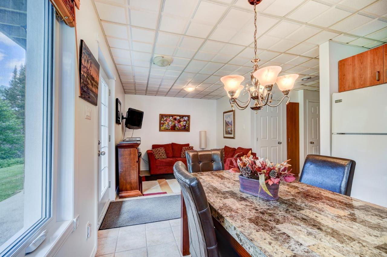 32 B De Vebron Apartment LʼAnse-Saint-Jean Екстериор снимка